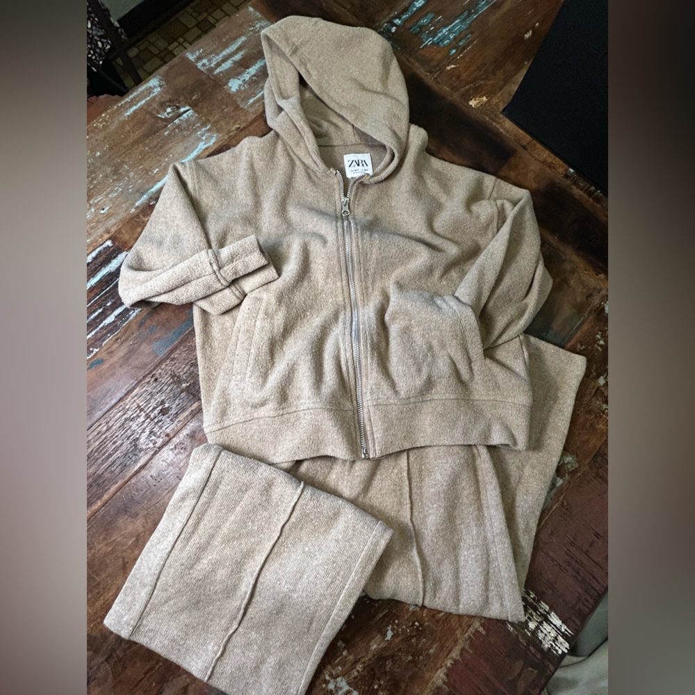 Zara Beige Hoodie and Wide Leg Lounge Pants Set